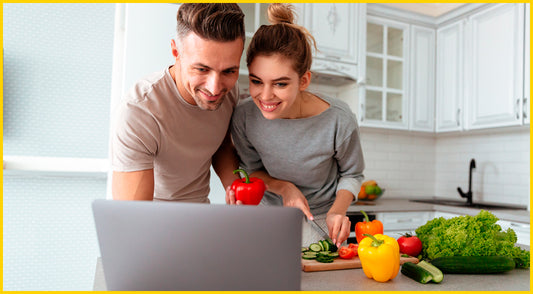 Cocinar en pareja, un plan ideal todo el año.